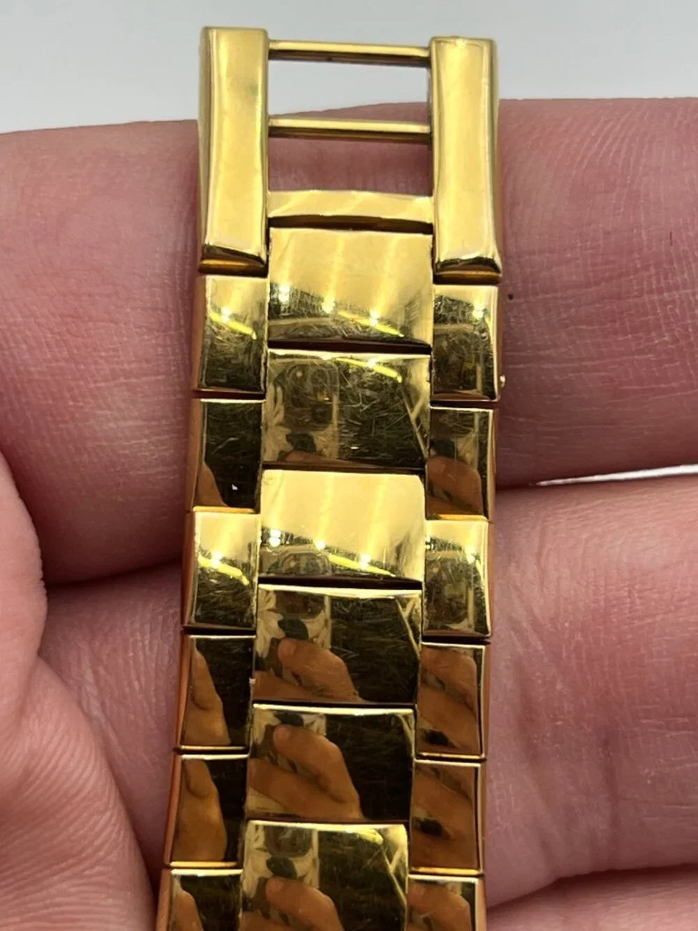 Vintage Gucci 3300M Gold Plated Quartz Watch Swiss Made Classic w/ Original Box